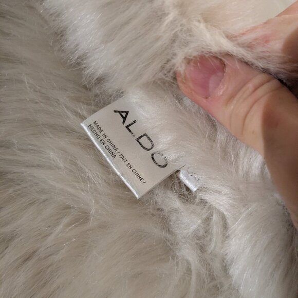 Aldo Faux Fur Shawl - Picture 4 of 5